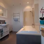 Apartment Auf Vierseitenhof