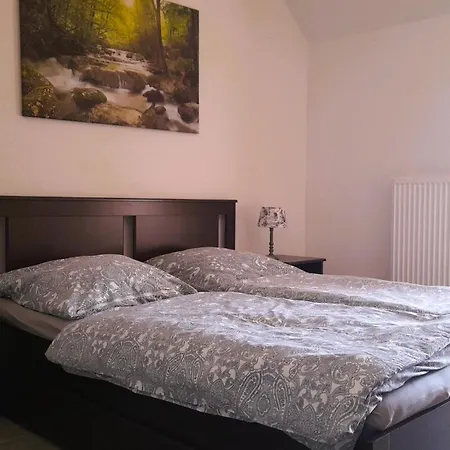 Apartment Auf Vierseitenhof Senftenberg