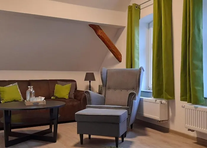 Auf Vierseitenhof سنفتنبرغ